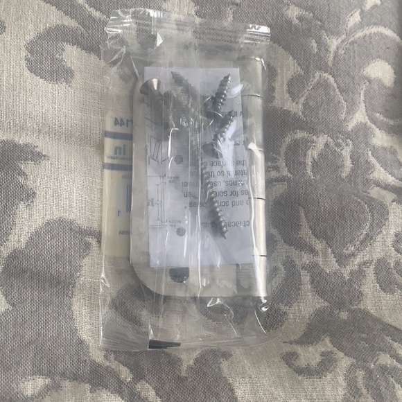 Hinges (4) - Picture 2 of 2